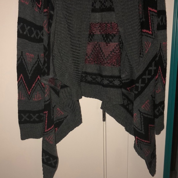 Charlotte Russe Sweater - Picture 5 of 6